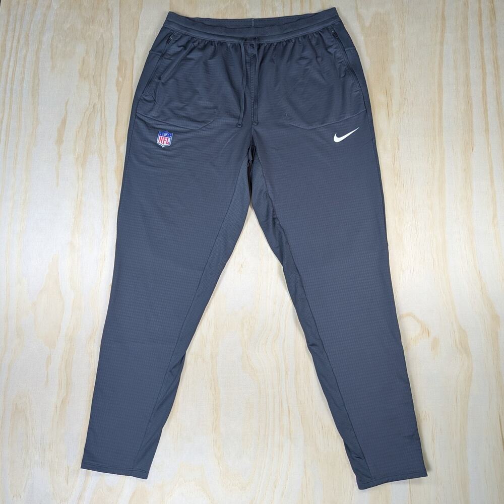 Nike Men's Large Tampa Bay Buccaneers Team Issued Dri-Fit Pants Grey Zip #26